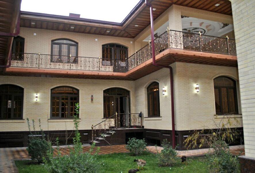 Like Guest House Самарканд Екстериор снимка