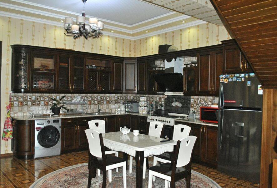 Like Guest House Самарканд Екстериор снимка